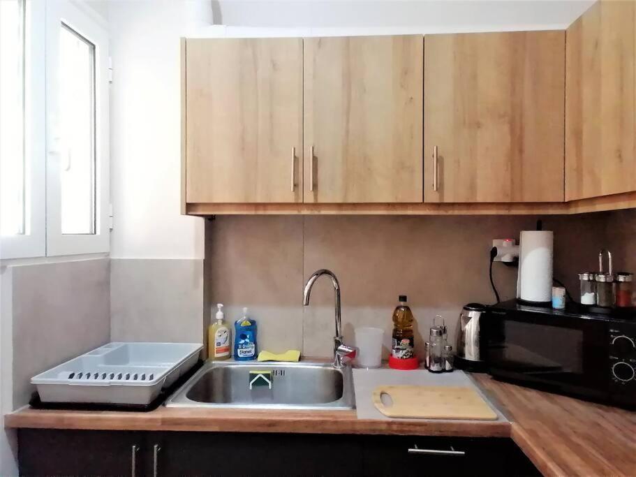 Koukaki Cozy Apartment 5 Minutes To Metro Athens Exterior photo