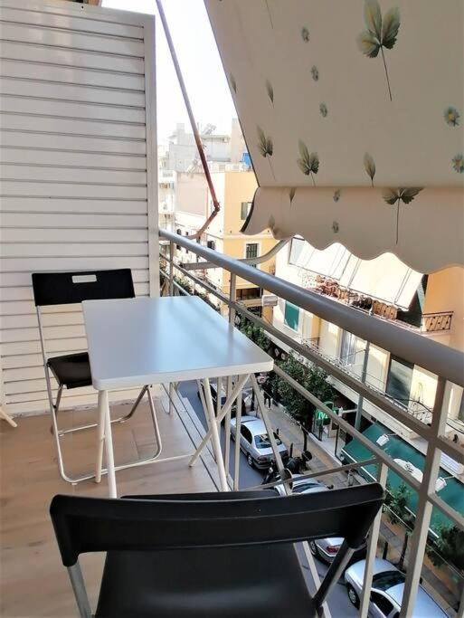 Koukaki Cozy Apartment 5 Minutes To Metro Athens Exterior photo